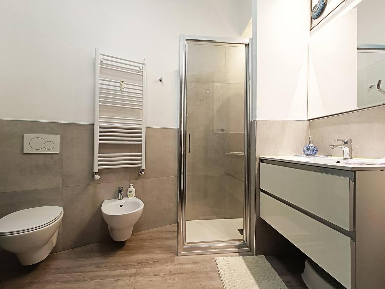 Genova Center Apartment - San Martino Bagian luar foto