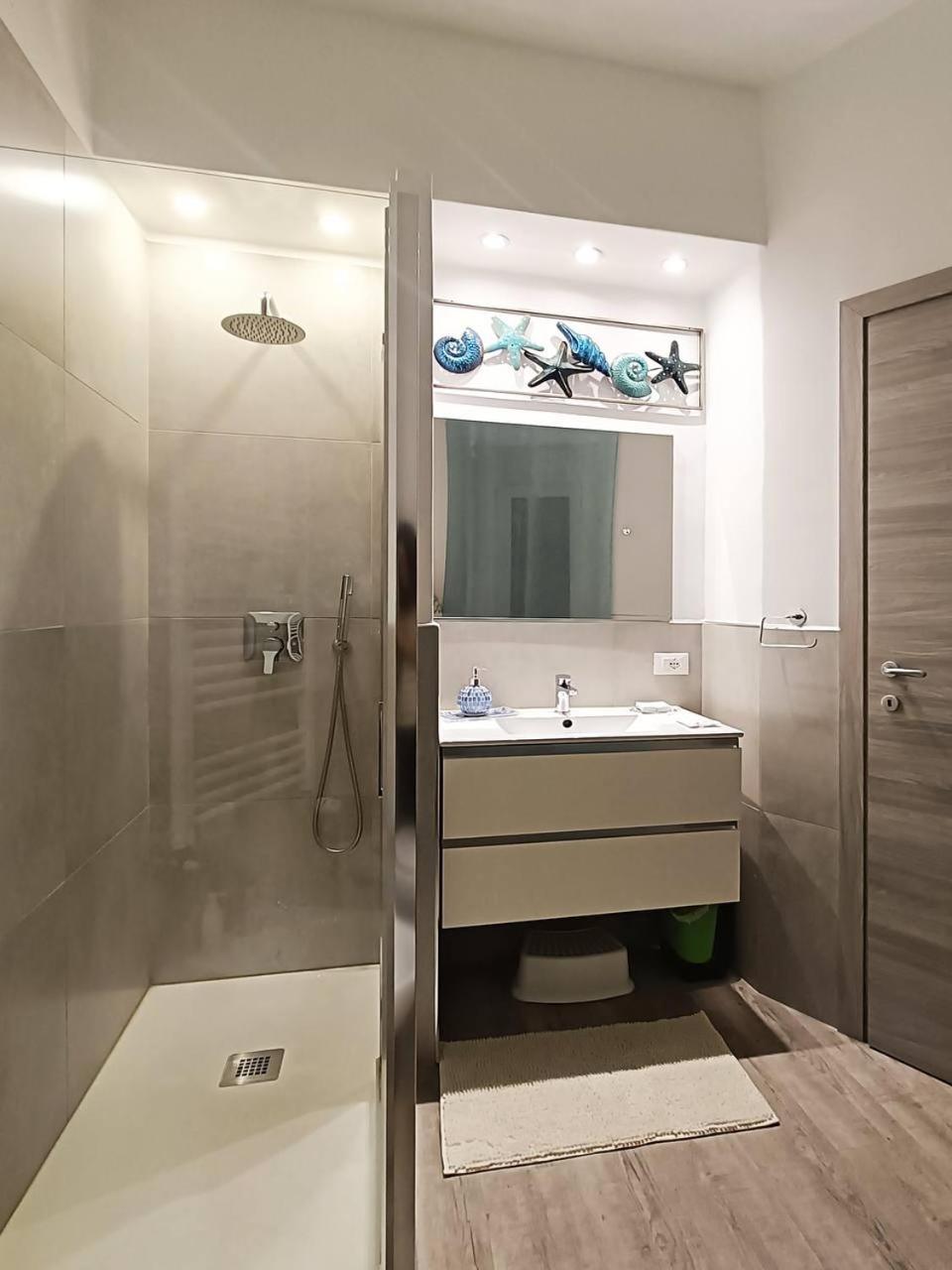 Genova Center Apartment - San Martino Bagian luar foto